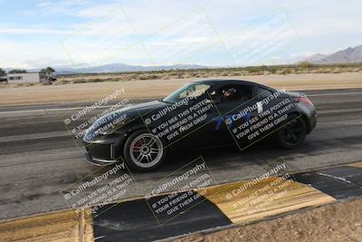 media/Jan-03-2026-SCCA SD (Sat) [[c9b9d14034]]/4-Novice Group/Session 3 Turn 2 Inside/